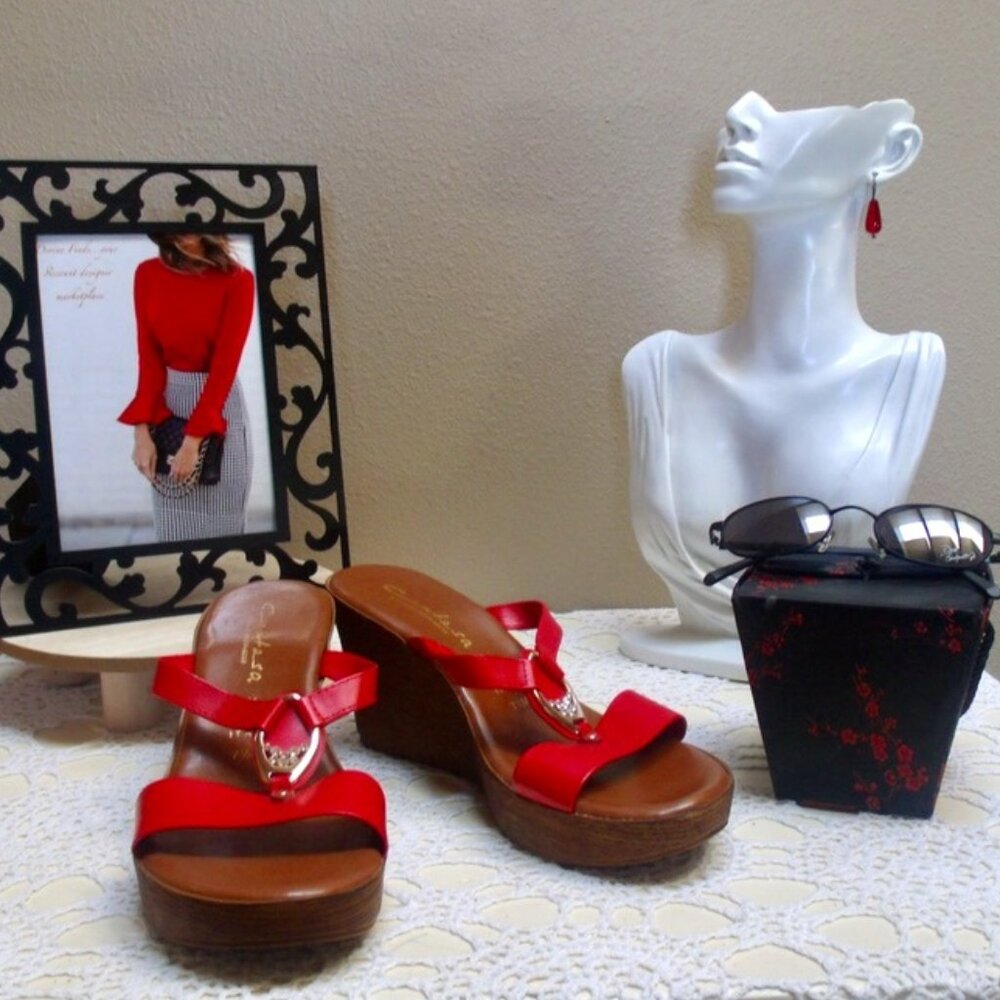 Contessa Italian Shoemakers Rhinestone Bling Red Wedge Sandals 7.5M - Picture 5 of 8